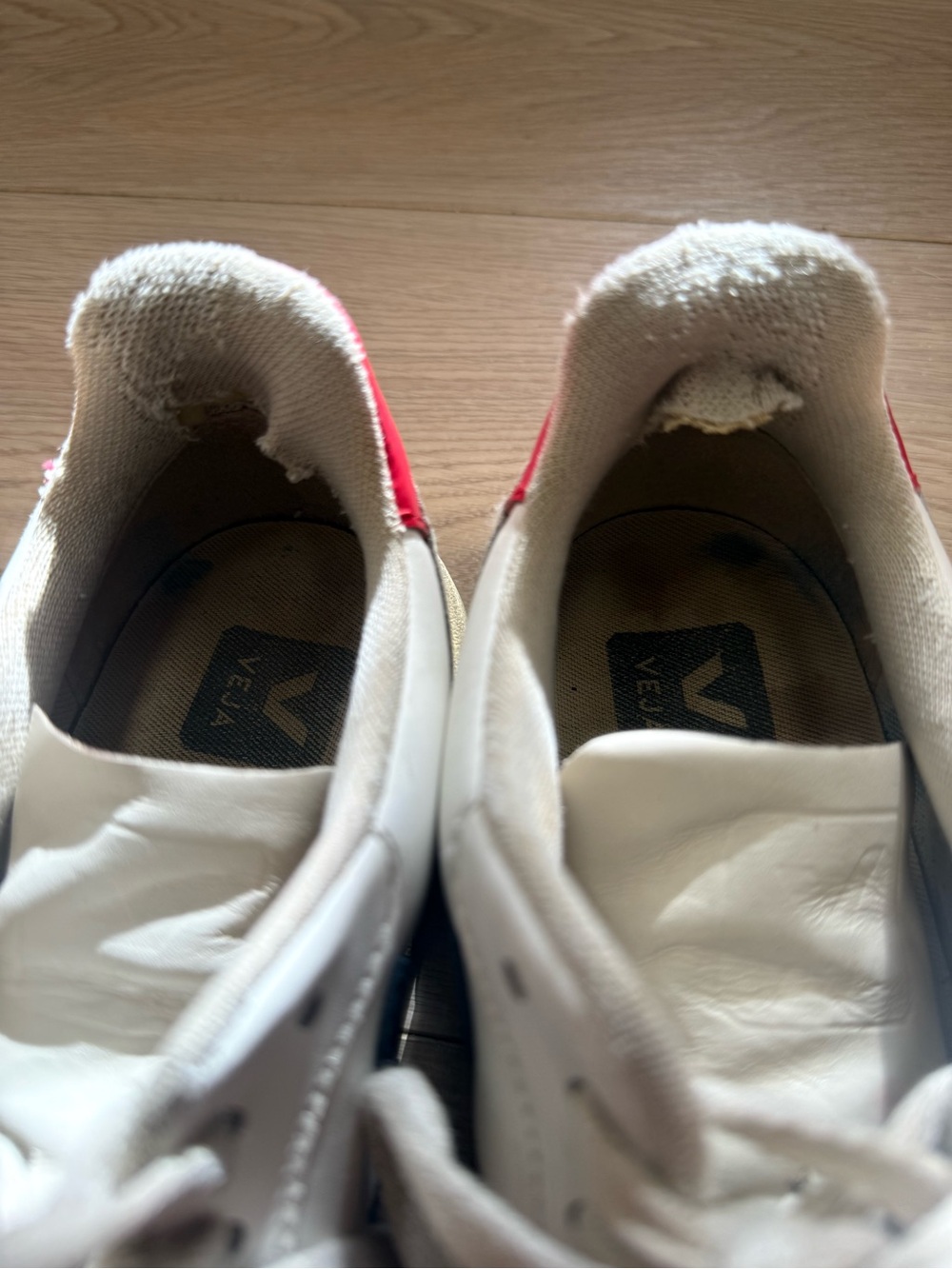 VEJA V-10 LEATHER WHITE NAUTICO PEKIN WOMANS SIZE 7 - Picture 9 of 10